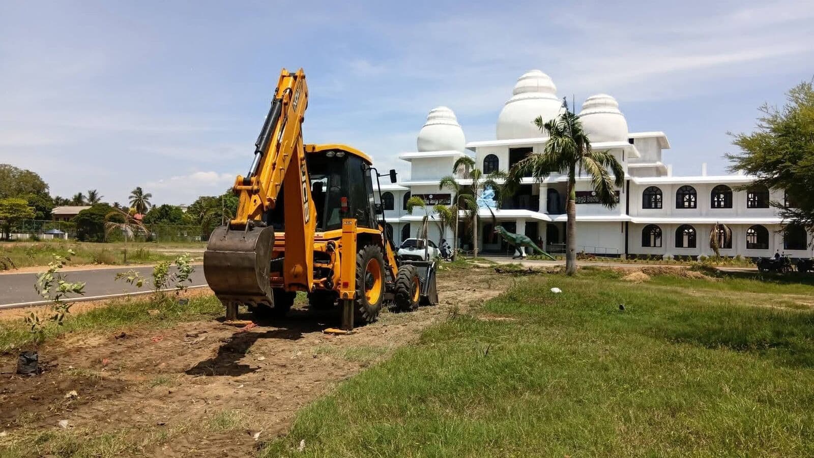 Planting a Greener Future in Batticaloa: photo 5